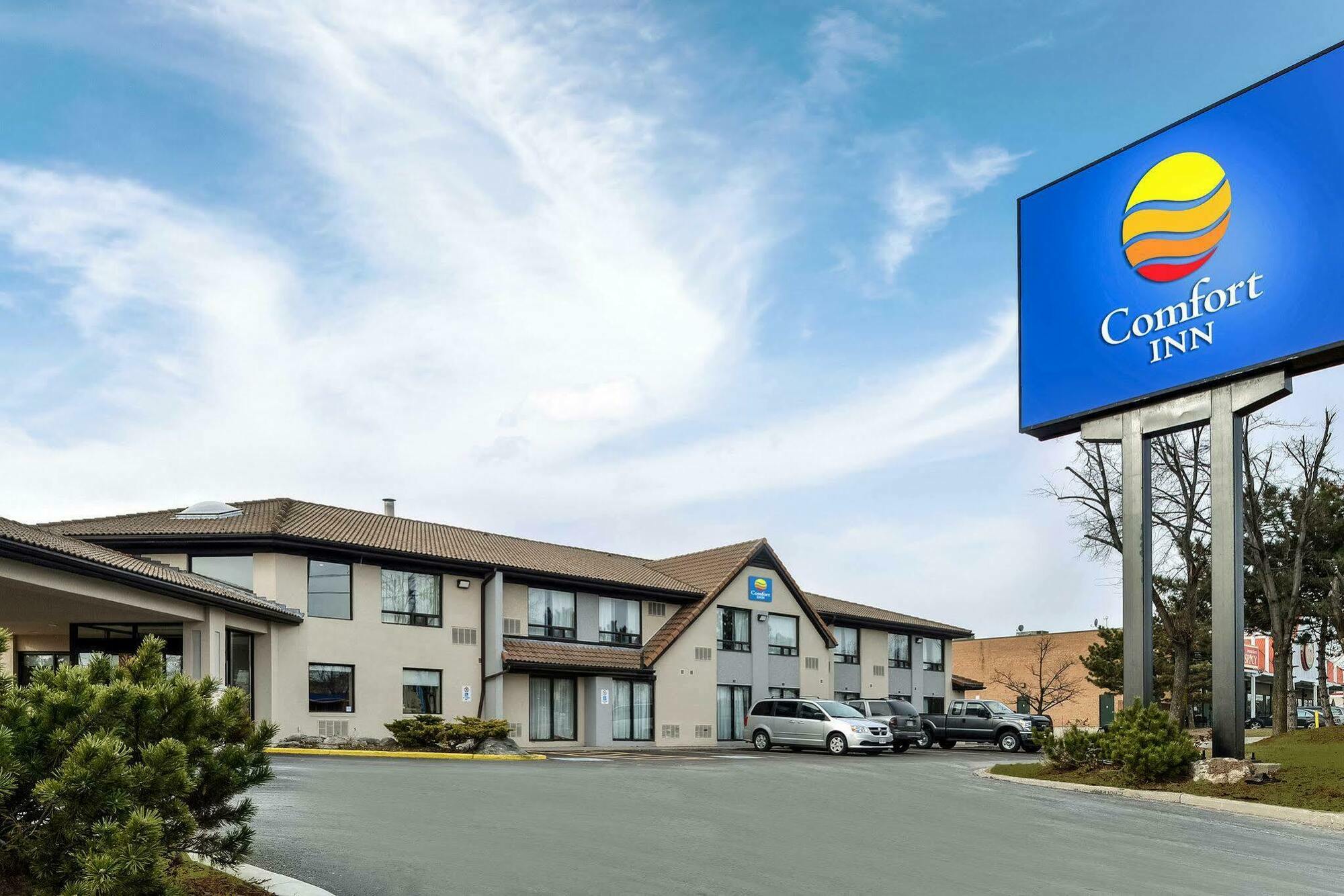 Comfort Inn Brampton Bagian luar foto